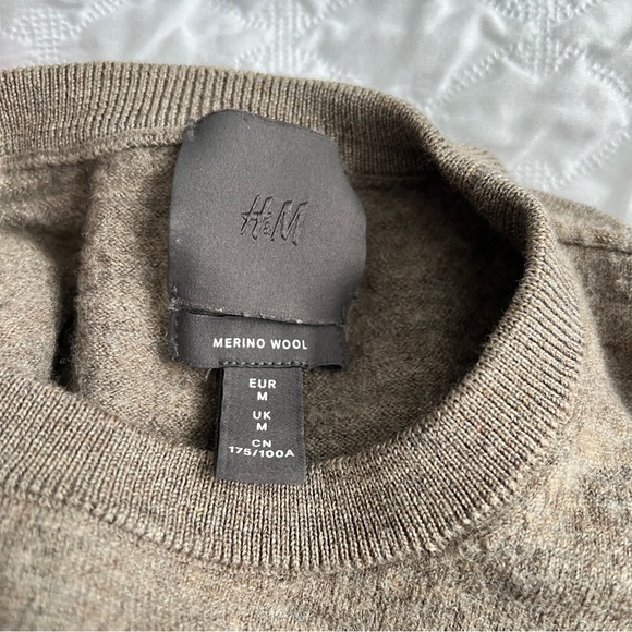 H&M HM Brown Washed Wool Knitted Pullover Longshleeve Semi-stretch  - Medium - Picture 2 of 10